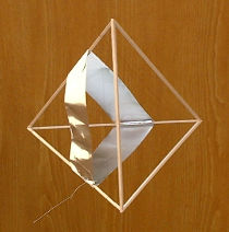 三角錐型イオンクラフト