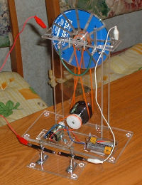 ウイムスハースト静電発電機（中間完成）